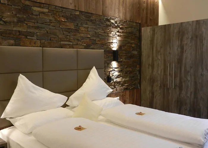 Hotel Goldener Adler, BW Signature Collection